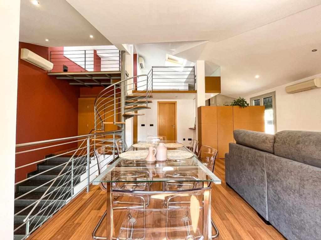 Loft Cort Reial Atico In The Heart Of The Old Town Apartman Girona Kültér fotó